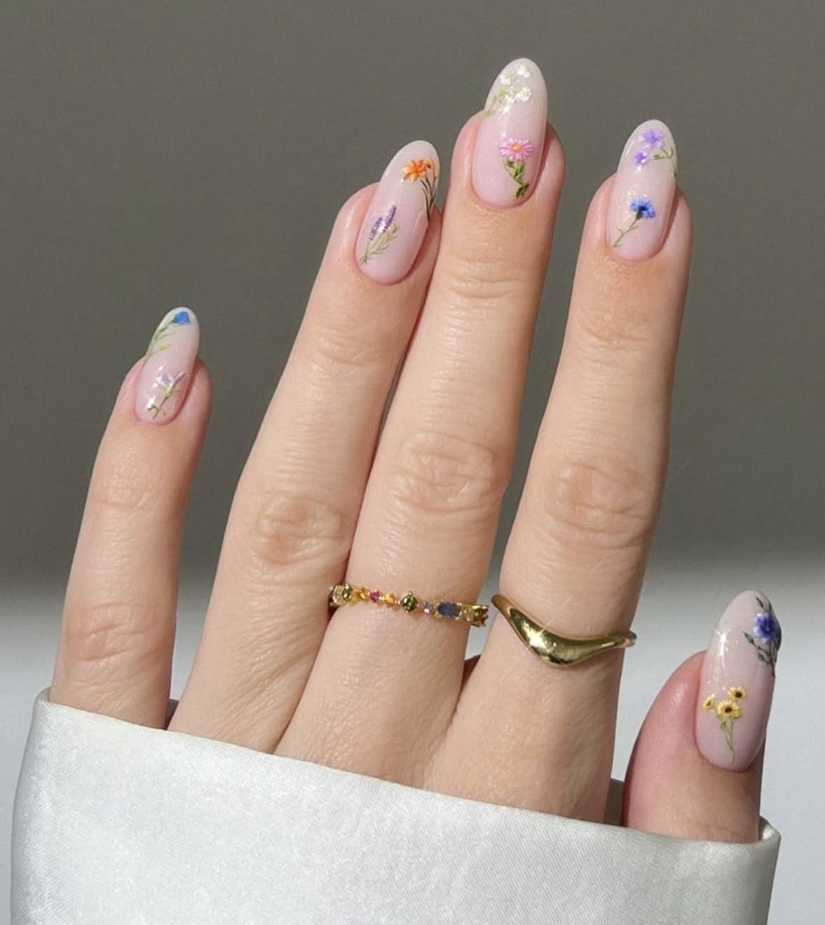 spring nail floral design
